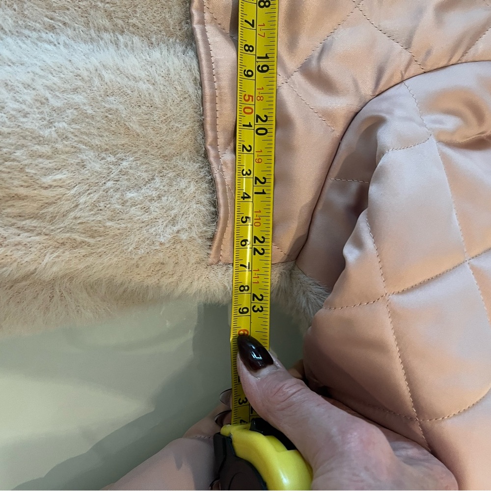 Tricot Chic Jacket - Picture 7 of 16